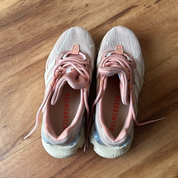 Adidas Jetboost Sneaker - Picture 7 of 8